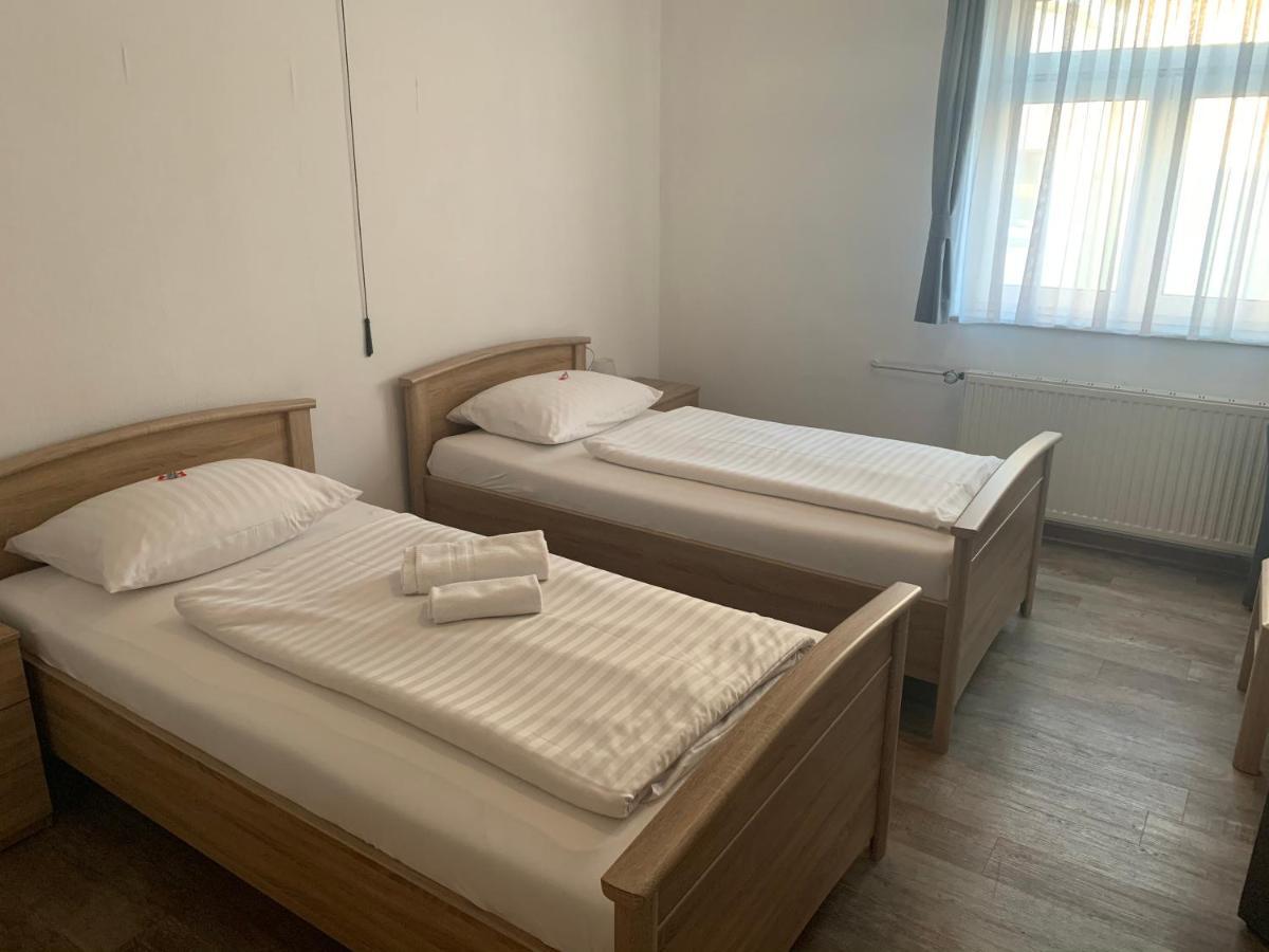 ברגהיים Hotel Brauhaus Zur Krone מראה חיצוני תמונה